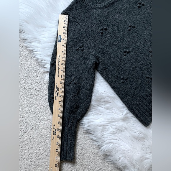 GAP Puff Sleeve Sweater - Picture 14 of 14